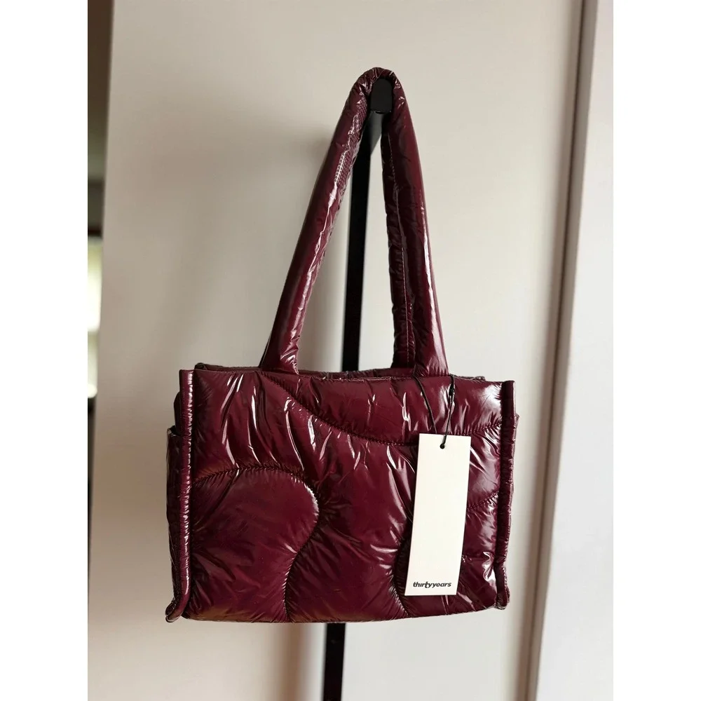 NWT The Midi Drift Tote – Limited Edition – Black Cherry